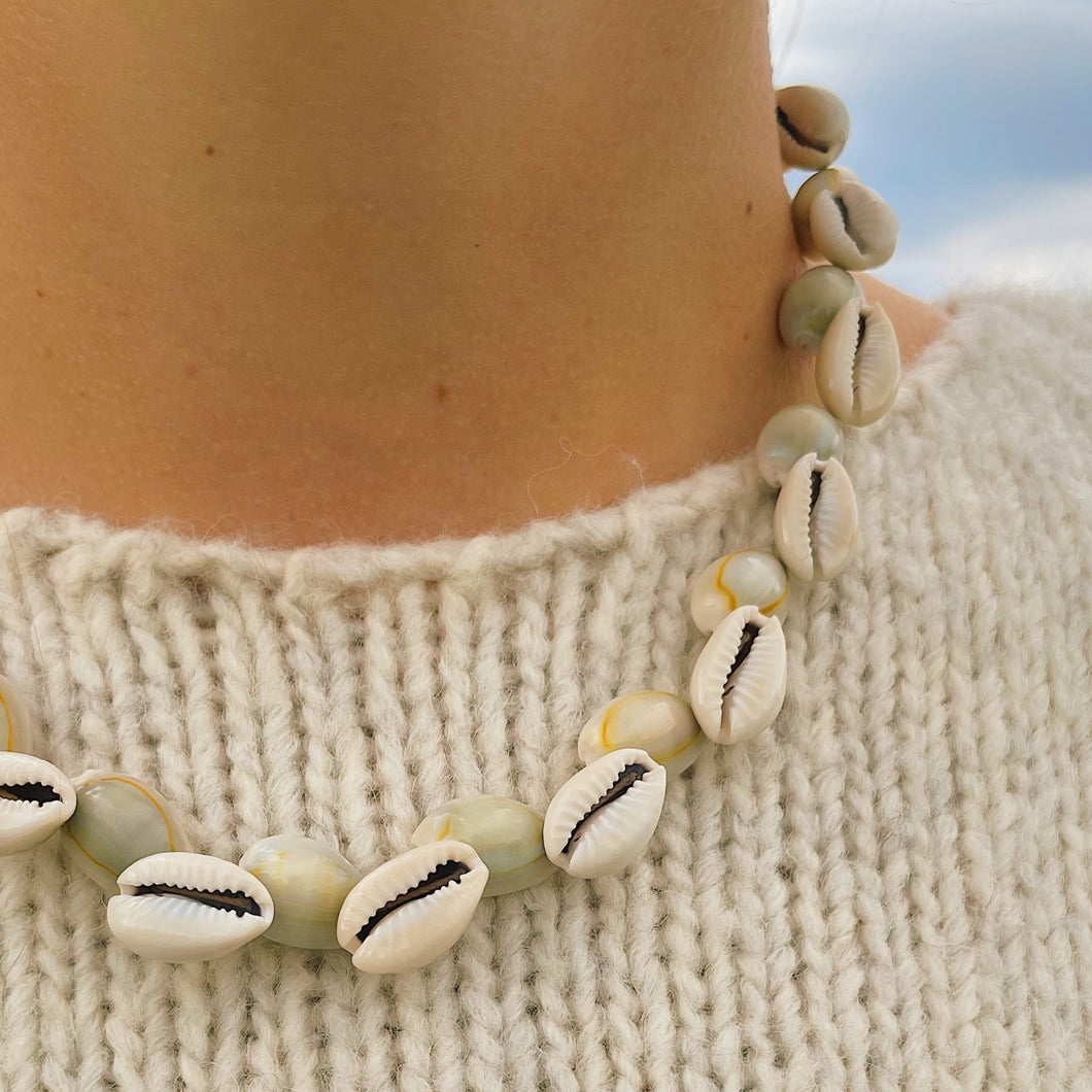 Coquillage Necklace