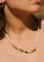 Load image into Gallery viewer, Summer breeze Necklace
