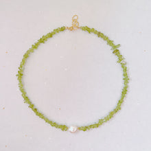 Load image into Gallery viewer, Journey Necklace Peridot

